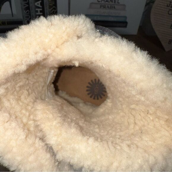 UGG Women's 1007760 Akadia Stout / Black Winter Booties Lace Up Boots Leather 7 - Picture 9 of 11